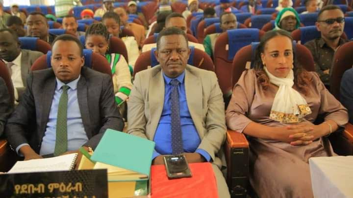 ለሁለት ተከታታይ ቀናት በቴፒ ከተማ ሲካሄድ የነበረው የደቡብ ምዕራብ ኢትዮጵያ ህዝቦች ክልል ብሔረሰቦች ምክርቤት 1ኛ አመት 1ኛ መደበኛ ጉባኤ ተጠናቀቀ ።