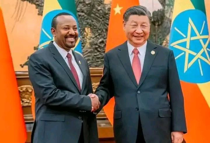 ጠቅላይ ሚኒስትርዶ/ር ዐብይ አሕመድ እና ፕሬዝደንት ሺ ጂንፒንግ ከየልዑካን ቡድናቸው ጋር በመሆን በቻይና ታላቁ የህዝብ አዳራሽ የሁለትዮሽ ውይይት አድርገዋል::