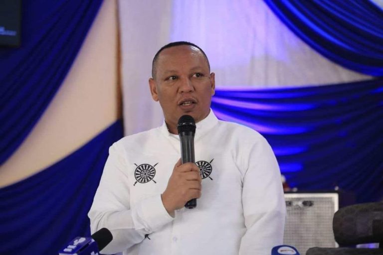አሰባሳቢ የወል ትርክቶችን የመገንባትና ሀገራዊ አንድነትን የማጠናከር ስራዎች በስፋት እየተከናወኑ ነው – አቶ ተስፋዬ በልጅጌ::