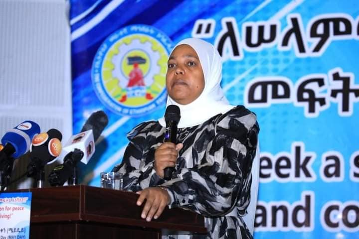 የሥራ ላይ ደህንነትንና የሰራተኞችን መብትና ጥቅም የማስከበር ስራ ተጠናክሮ ይቀጥላል – ወ/ሮ ሙፈሪያት ካሚል::