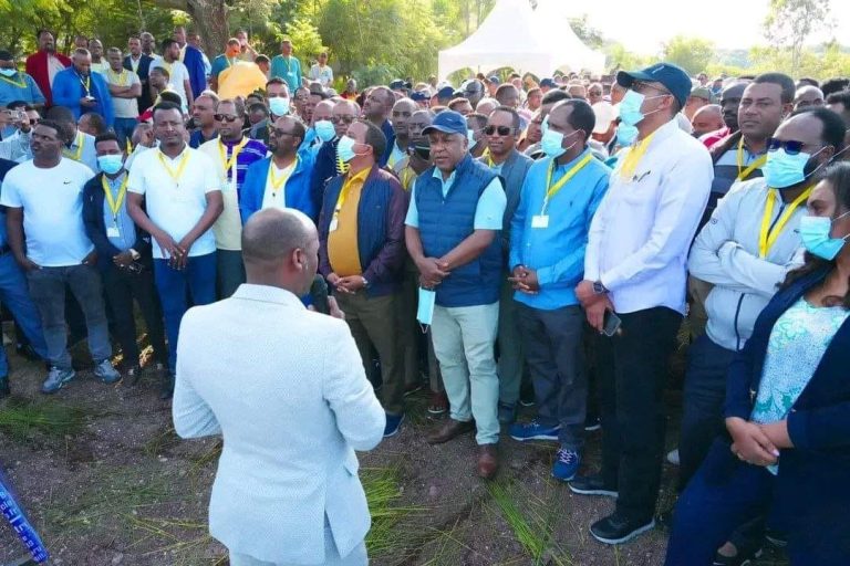 የብልፅግና ፓርቲ ከፍተኛ አመራሮች በአዳማ ከተማ የሌማት ትሩፋትና የኢንዱስትሪ ልማት ሥራዎችን ጎበኙ