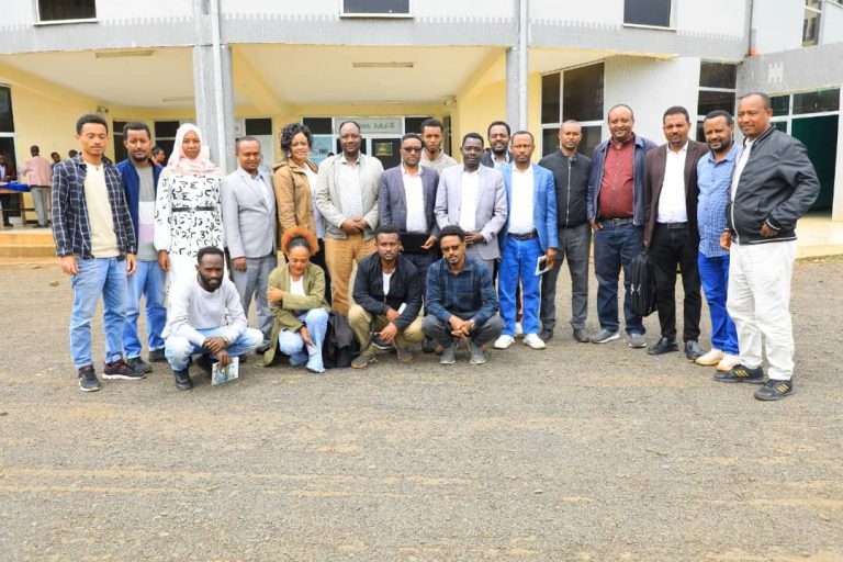 በክልሉ የሚገኙ ፀጋዎችን ከቴክኖሎጂ ጋር በማስተሳሰርና በማስደገፍ ወደ ውጤት ለመቀየር እንደሚሰራ ተገለጸ።