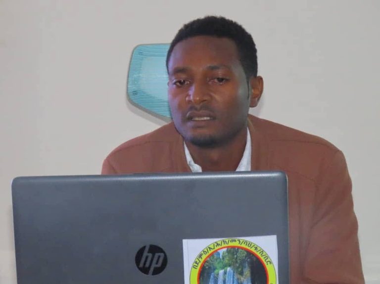 የክልሉ ብልጽግና ፓርቲ ቅ/ጽ/ቤት ዲሞክራሲ ባህል ግንባታ ዘርፍ የ2017 በጀት ዓመት የ1ኛ ሩብ ዓመት ዕቅድ አፈጻጸምና የ2016 ዓም የክረምት ወራት በጎ አገልግሎት አፈጻጸም ግምገማ ማካሄድ ጀመረ፡፡