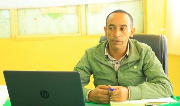 በሁለቱ ክልል አጎራባች ዞኖችና ወረዳዎች የሚስተዋሉ የፀጥታ ችግሮችን ለመፍታትና ዘላቂ ሠላምን ለማስፈን አመራሩ በቅንጅት መስራት እንዳለበት ተጠቆመ