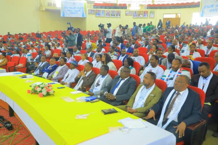 በደቡብ ምዕራብ ኢትዮጵያ ህዝቦች ክልል ብልጽግና ፓርቲ 2ኛ መደበኛ ቅድመ ጉባኤ ኮንፈረንስ በመካሄድ ላይ ነው።