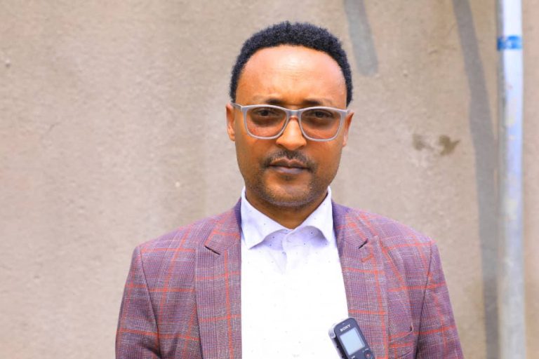 በግንባታ ላይ የሚገኙ የንጹህ መጠጥ ዉሃ ፕሮጀክቶች በፍጥነት ተጠናቀዉ ለአገልግሎት እንዲበቁ እየተሰራ ነው፦ኢንጂነር በየነ በላቸው
