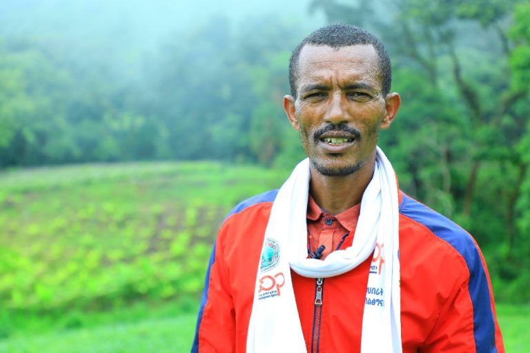በክልሉ ግብርና ቢሮ በዘላቂ የመሬት አያያዝ ፕሮግራም አበረታች ተግባራት እየተከናወነ እንደሚገኝ ተመላከተ።