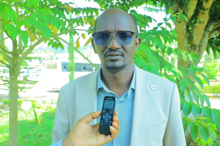 ዓለም በአንድ ድምፅ ስለ አንድ ጉዳይ ይነጋገራል፣ ትንበያዎችን ያስቀምጣል፣ ስጋቶችን በጥናት አስደግፈው ይጠቁማል። ነገር ግን በየቀኑ አባባሽ መንስኤዎችም እየጨመሩ ቀጥለዋል።