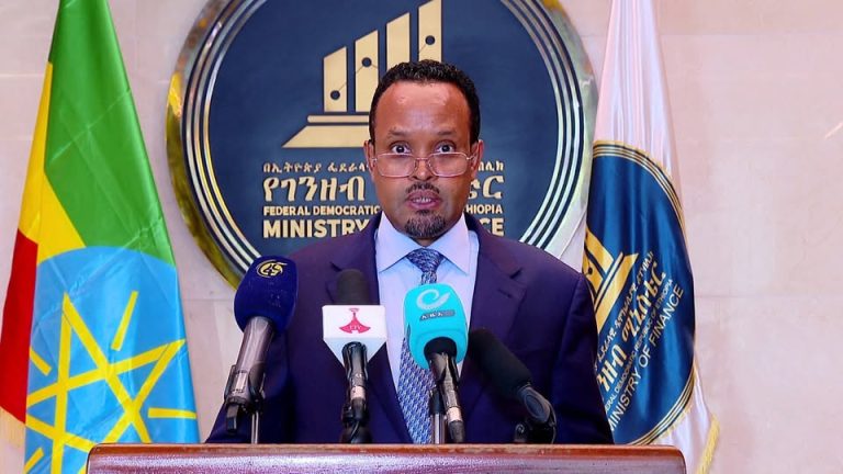 በመንግሥት ከፍተኛ ድጎማ የሚቀርበውን ነዳጅ ከተተመነለት የዋጋ መጠንና የግብይት ሰንሰለት ውጪ በሚሸጡ ሕገወጦች ላይ የተጠናከረ እርምጃ መውስድ ተጀምሯል